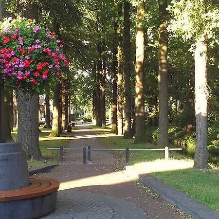 De Valendries לינה וארוחת בוקר ווייכן